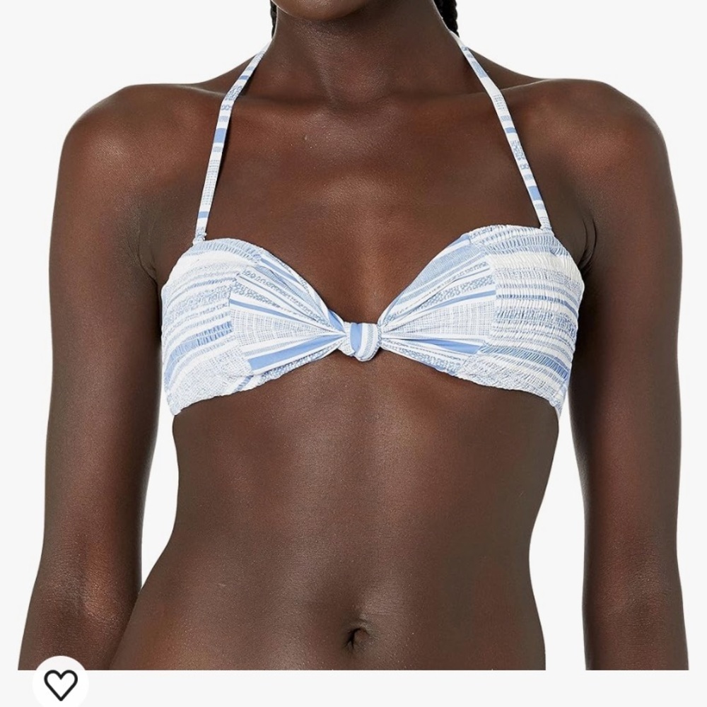 Mae bathing suit top size small NWOT 40$